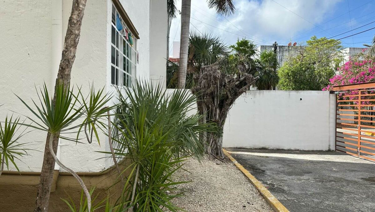 Edificio Crater 2025-04-04 at 9.42.32 AM