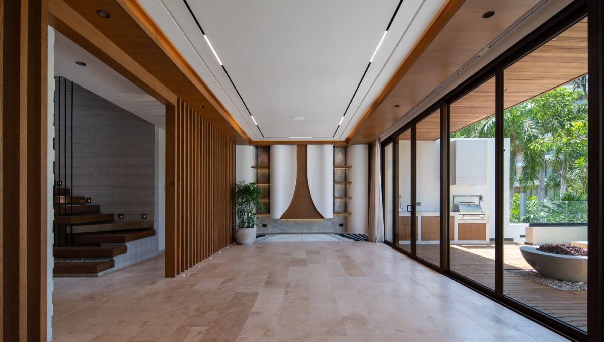 Marina Puerto Cancún 2025-08-22 at 1.17.20 PM (2)