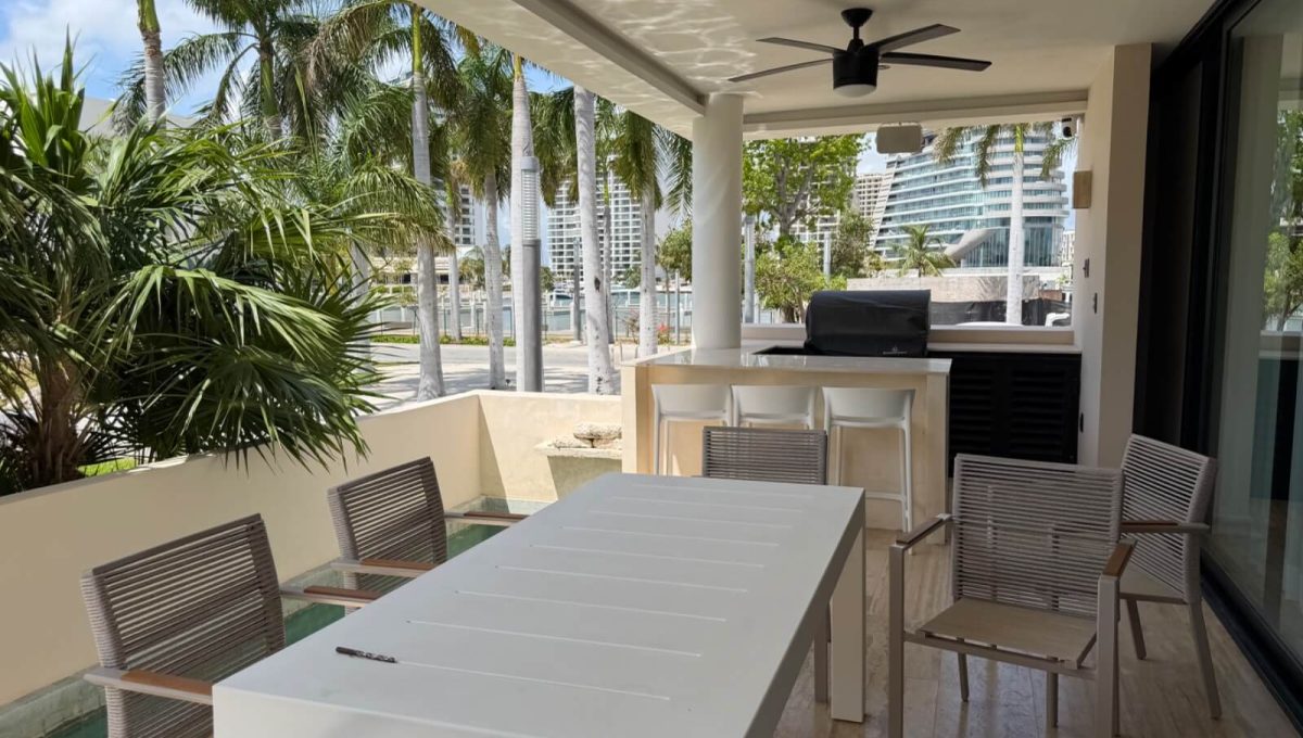 Marina Puerto Cancún 2026-04-06 at 3.20.07 PM-3