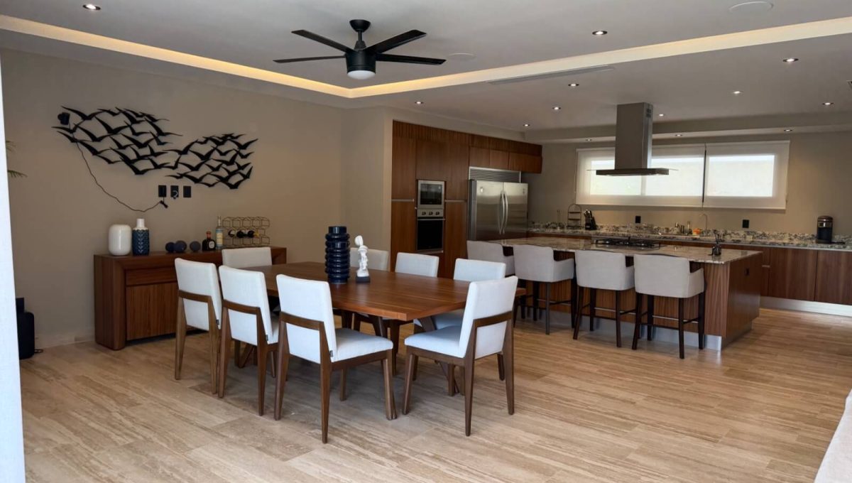 Marina Puerto Cancún 2026-04-06 at 3.20.07 PM-4