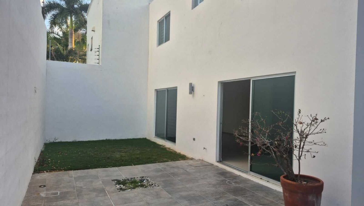 SM 12 Av. Holbox 2026-04-06 at 1.14.05 PM-3